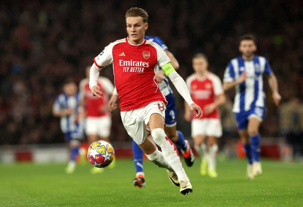 阿森纳客场击败富勒姆,继续保持领军 阿森纳客场击败富勒姆,继续保持领军