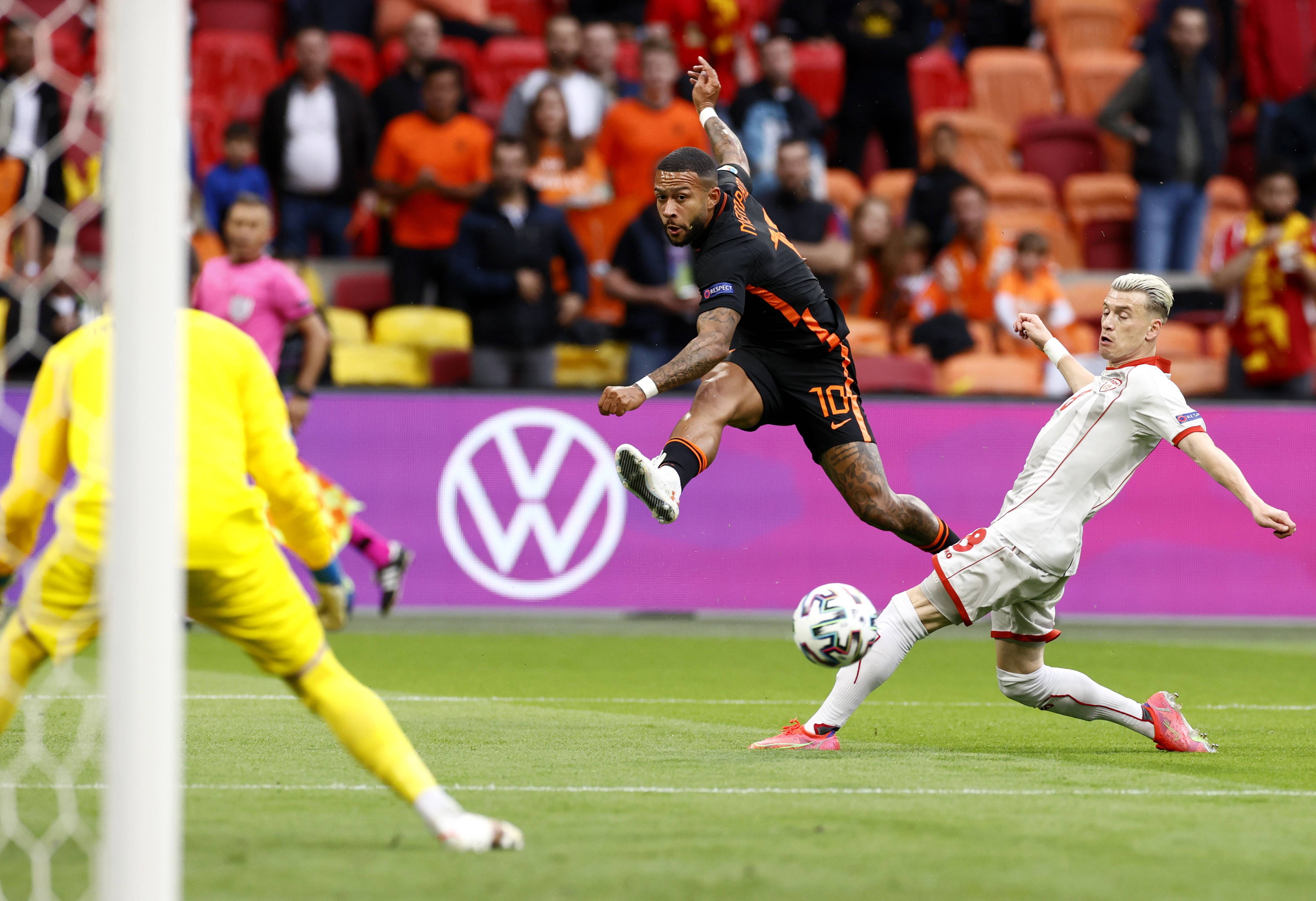 开云体育在线-荷兰队在比赛中取得一场来之不易的胜利