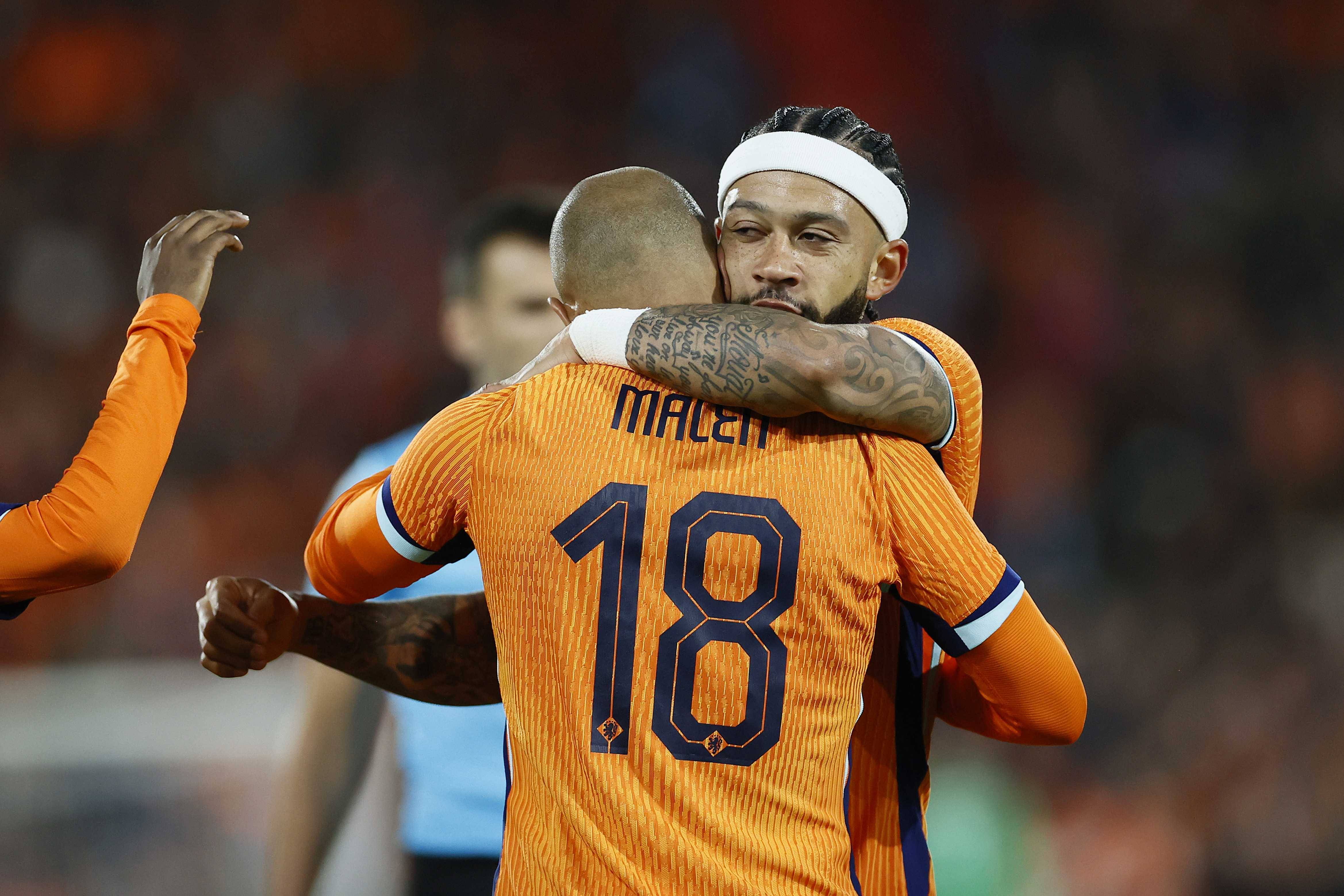 荷兰队在比赛中取得一场来之不易的胜利 荷兰队在比赛中取得一场来之不易的胜利