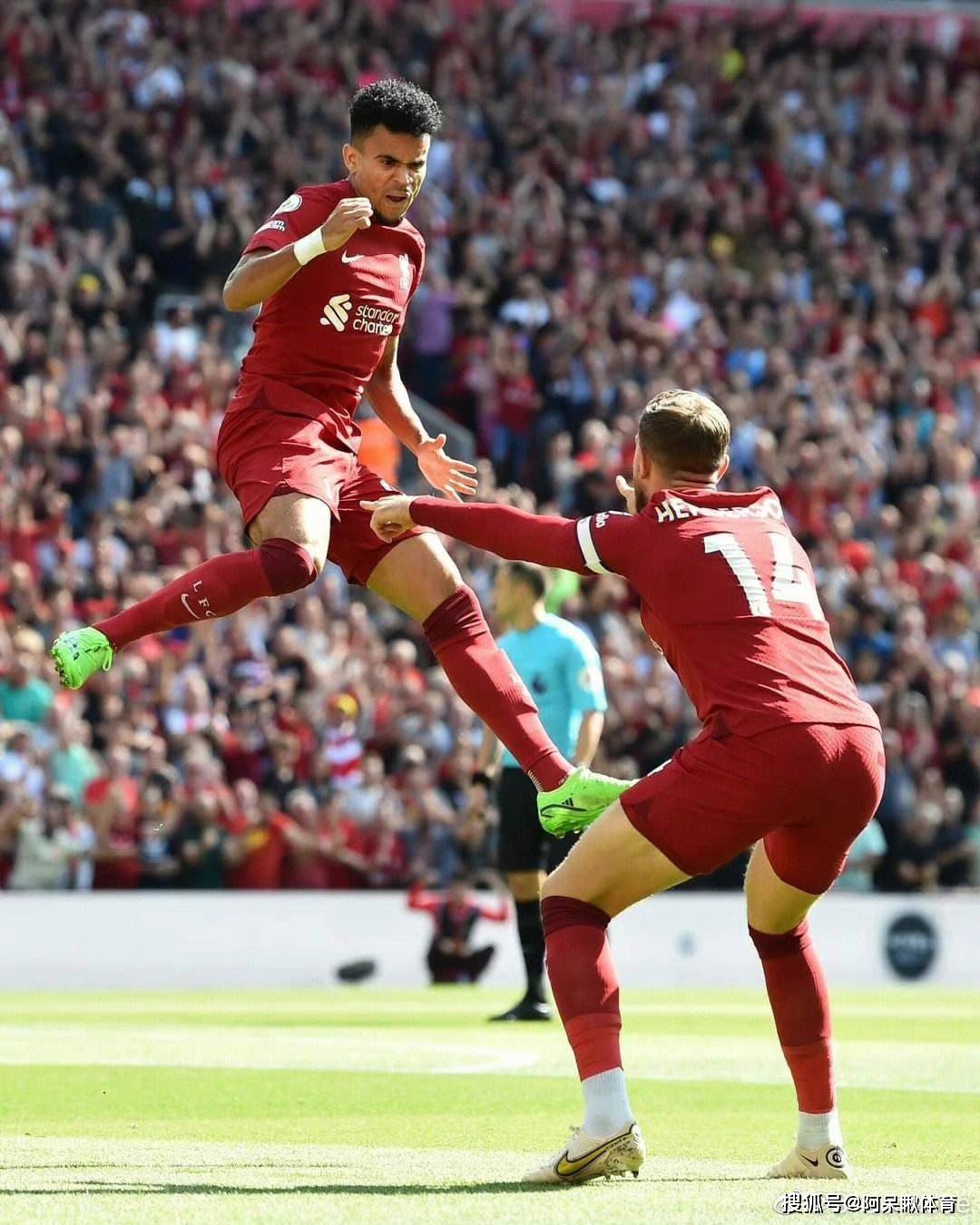 曼城豪取连胜,英超冠军已近在咫尺 曼城豪取连胜,英超冠军已近在咫尺