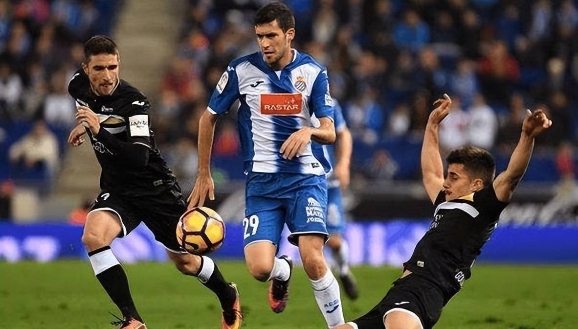 包含阿尔梅里亚大势而归面对莱加内斯的词条