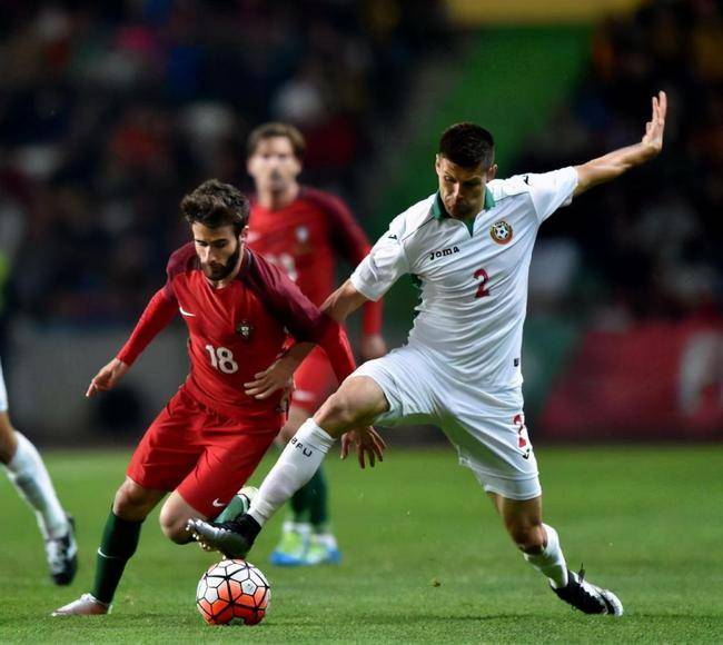 欧冠资格赛强强对抗,多队争夺晋级机会 欧冠资格赛强强对抗,多队争夺晋级机会