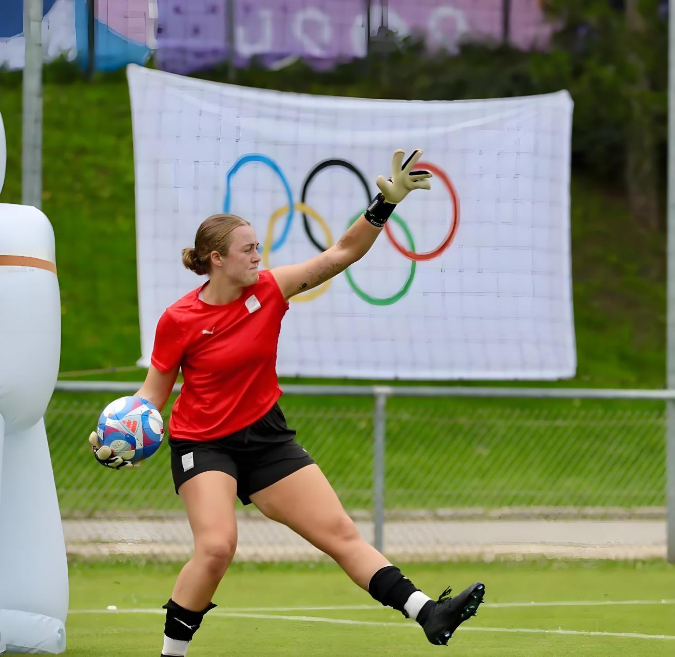 加拿大女足卫冕冠军,夺冠诚意不减 加拿大女足卫冕冠军,夺冠诚意不减