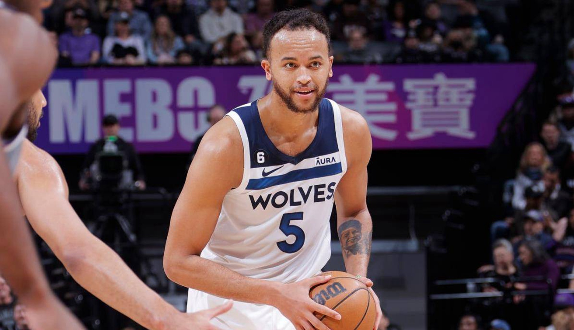 关于赫波尔尼亚诺宣布续约与球队合同至年的信息 关于赫波尔尼亚诺宣布续约与球队合同至年的信息