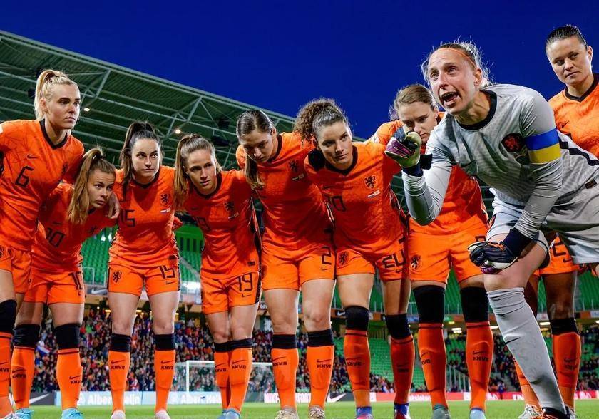 荷兰队准备就绪,为合作杯做最终准备的简单介绍 荷兰队准备就绪,为合作杯做最终准备的简单介绍