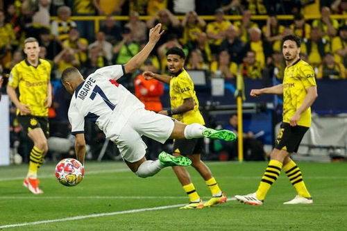 多特蒙德惨败巴塞罗那,遭遇失利 多特蒙德惨败巴塞罗那,遭遇失利