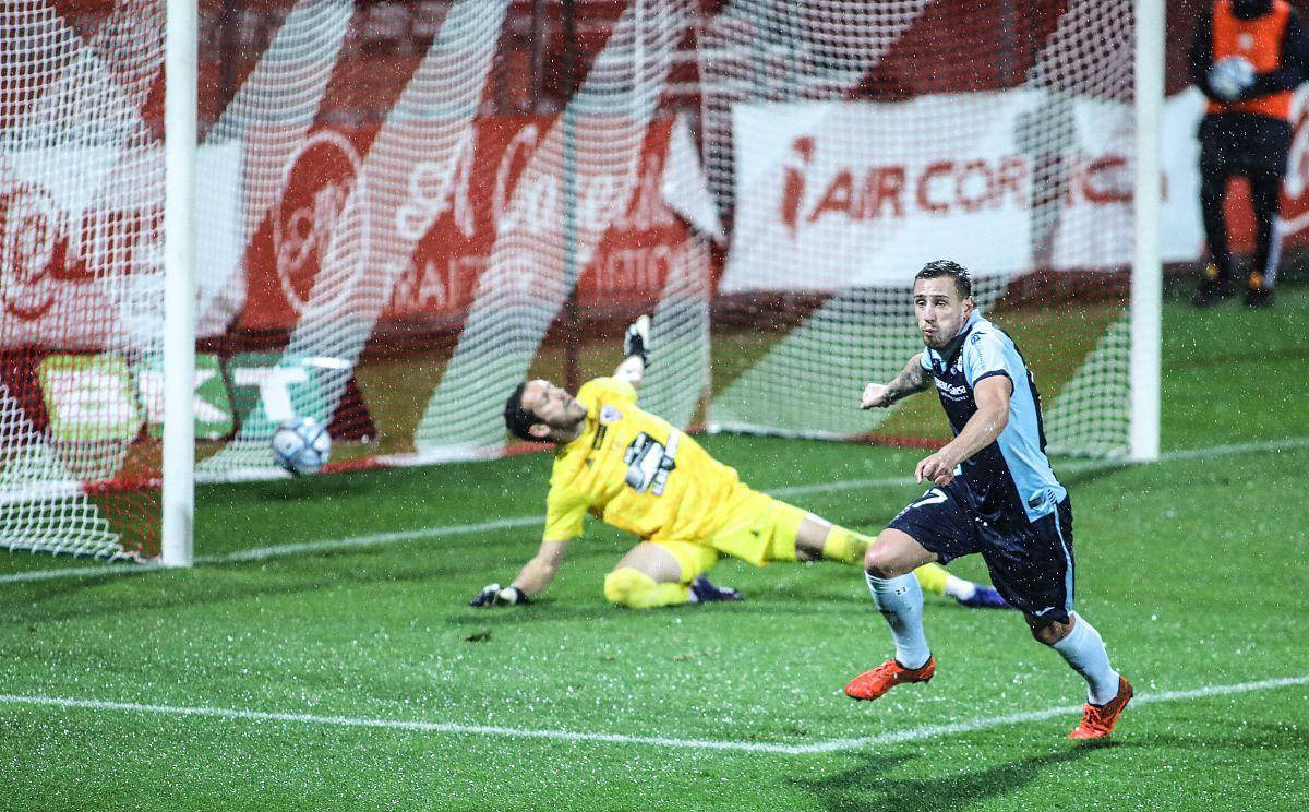 圣埃蒂安主场险胜图卢兹,竞争激烈的简单介绍 圣埃蒂安主场险胜图卢兹,竞争激烈的简单介绍