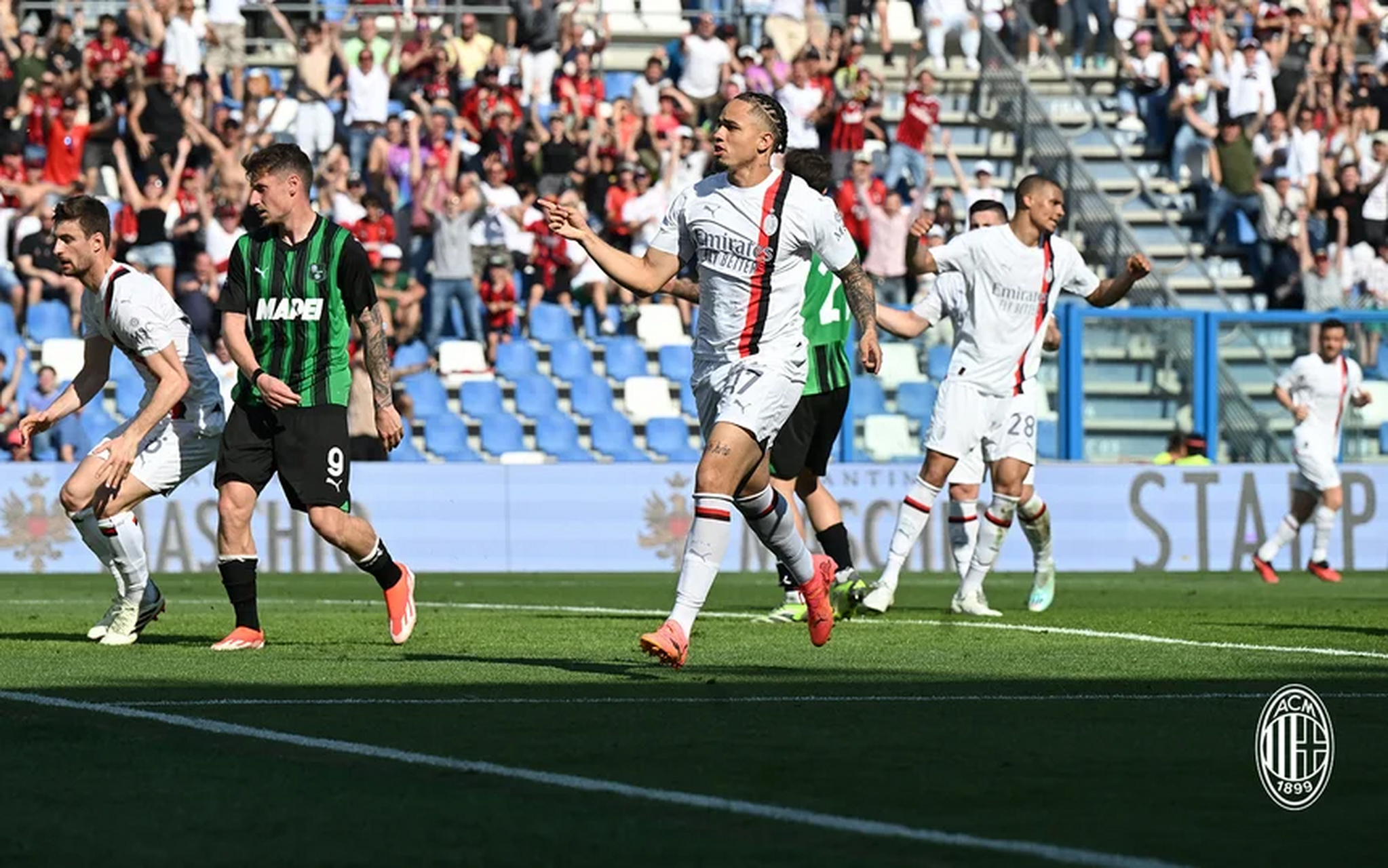 AC米兰客场大胜萨索洛,豪取三分的简单介绍 AC米兰客场大胜萨索洛,豪取三分的简单介绍