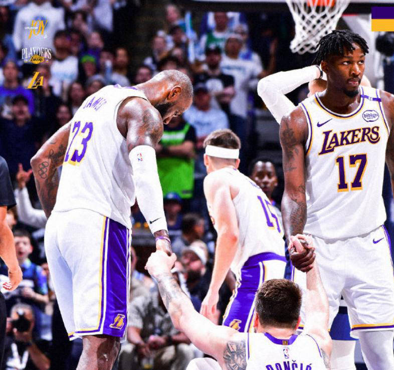 开云APP-关于湖人队球员训练努力，球队士气正盛的信息