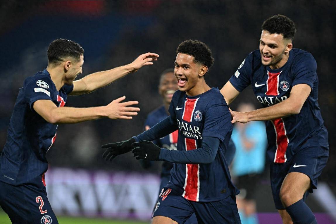 包含巴黎圣日耳曼传奇球星重返球队,助力争夺欧冠冠军的词条 包含巴黎圣日耳曼传奇球星重返球队,助力争夺欧冠冠军的词条