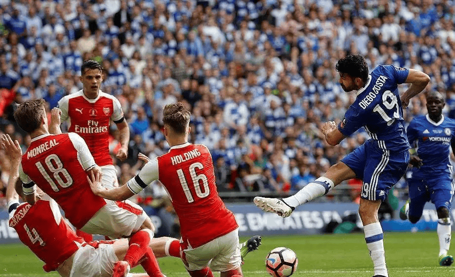 开云体育登录-惊险追逐！欧洲足球联赛中球队角逐激烈的简单介绍