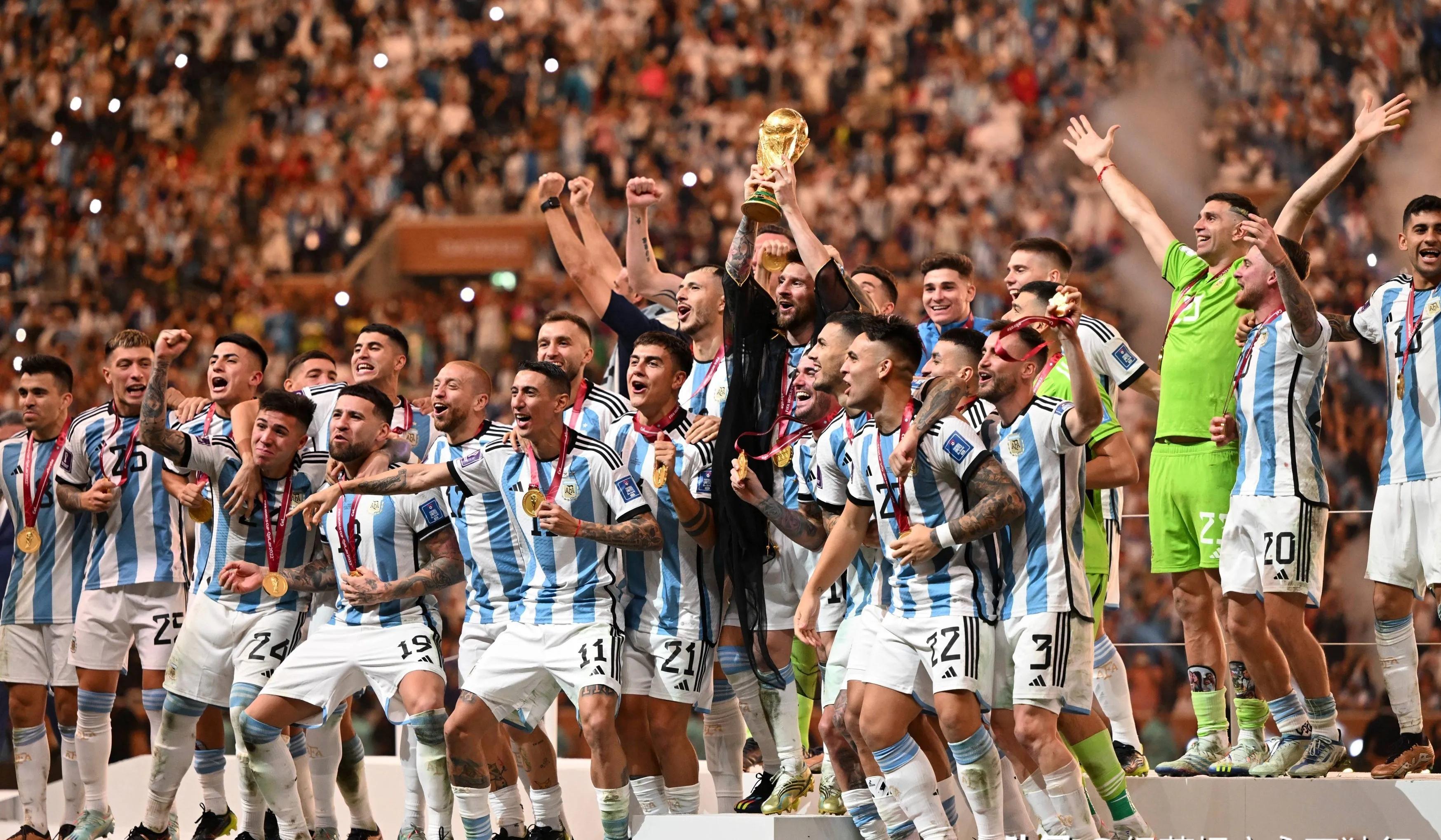 包含阿根廷惨败落败,小组出线前景岌岌可危的词条 包含阿根廷惨败落败,小组出线前景岌岌可危的词条