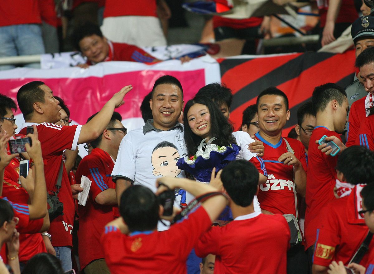 包含沃尔夫斯堡客场逼平纽伦堡,难挽败局的词条 包含沃尔夫斯堡客场逼平纽伦堡,难挽败局的词条