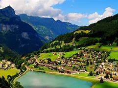 开云体育登录-瑞士铁卫温茨马赫蒂取悦球迷，表现令人印象深刻