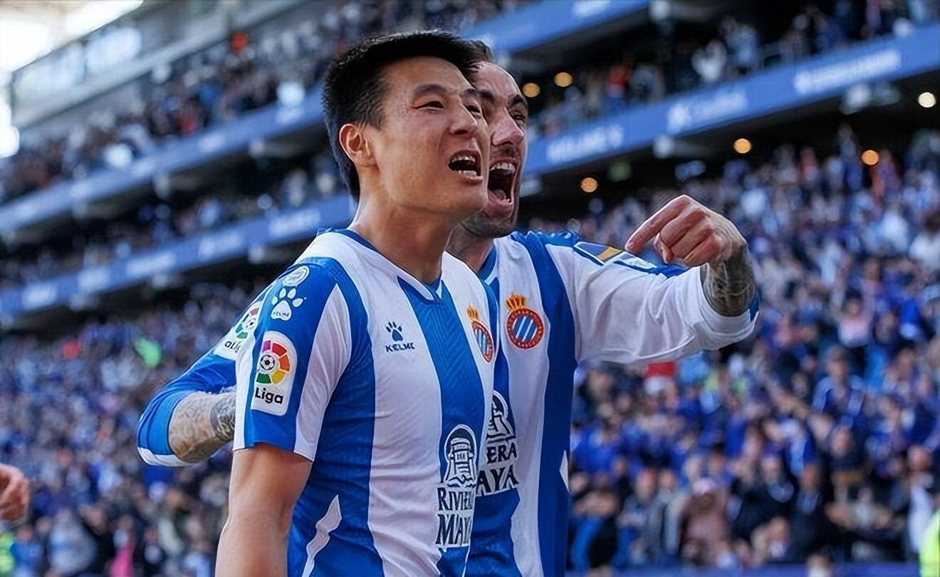 开云平台-欧洲足球比赛中，中国球员获得最佳射手称号