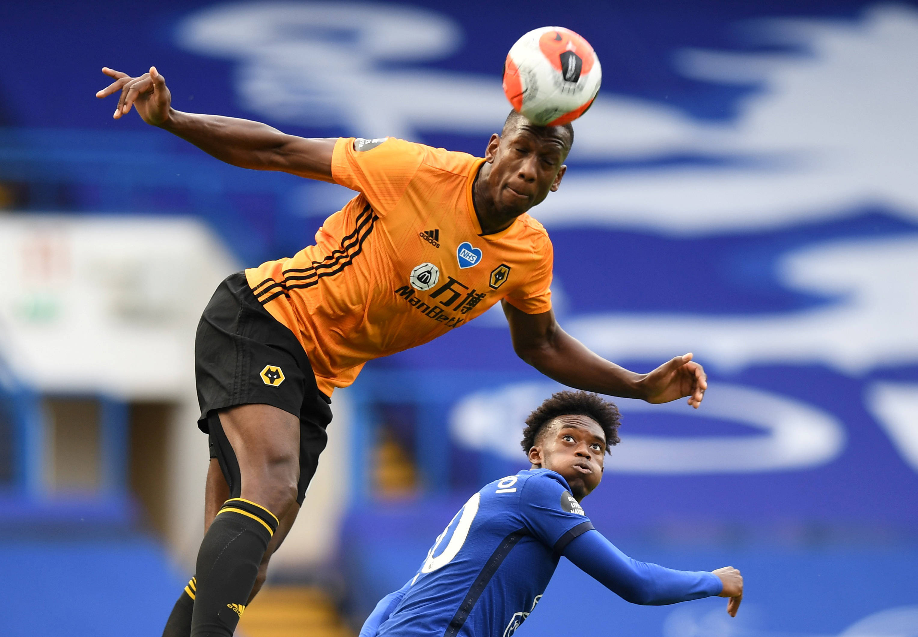 关于伯恩利打破连胜,全力争取保级席位的信息 关于伯恩利打破连胜,全力争取保级席位的信息