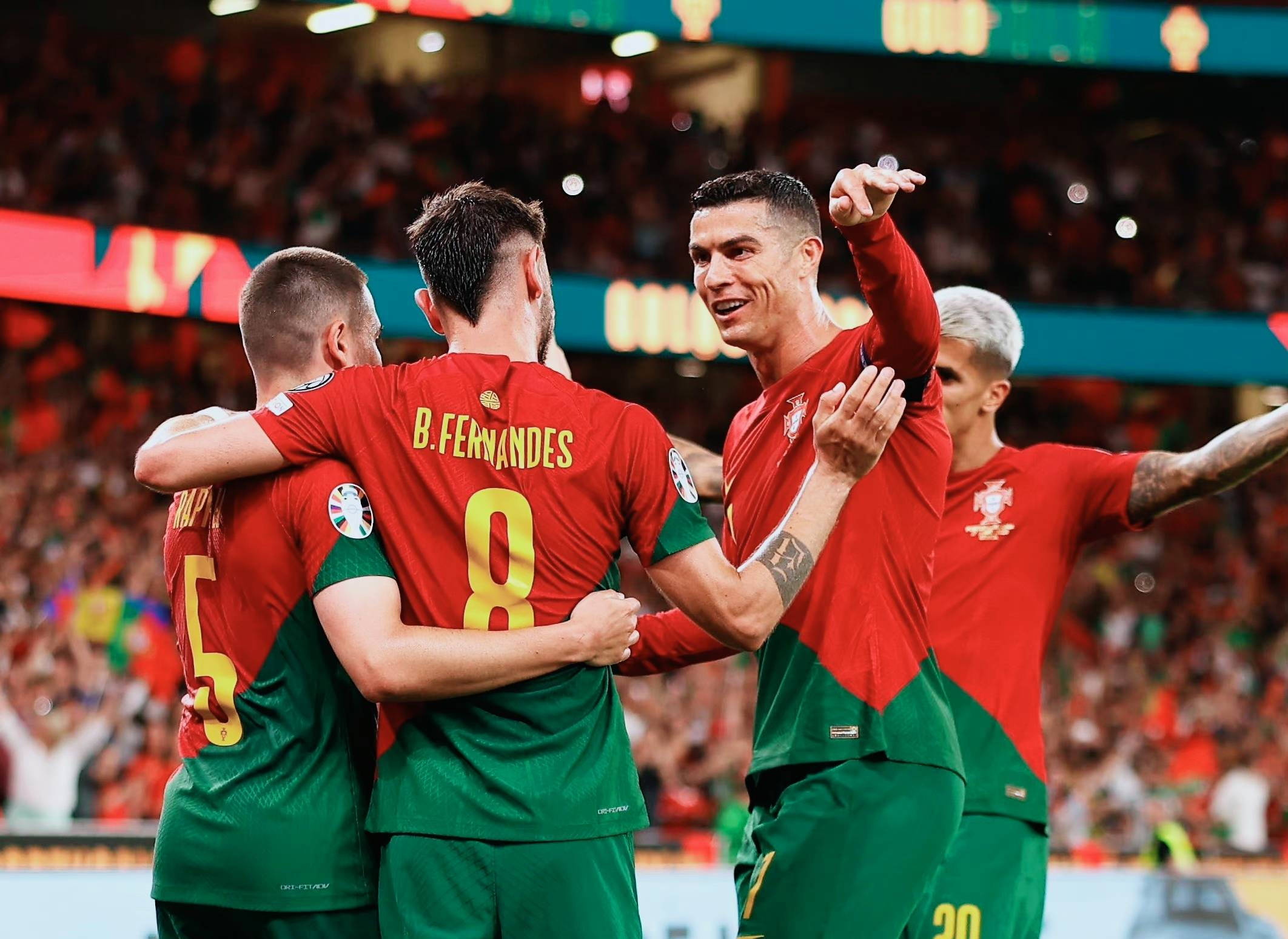 关于葡萄牙国家队备战：冲击总冠军座位的信息