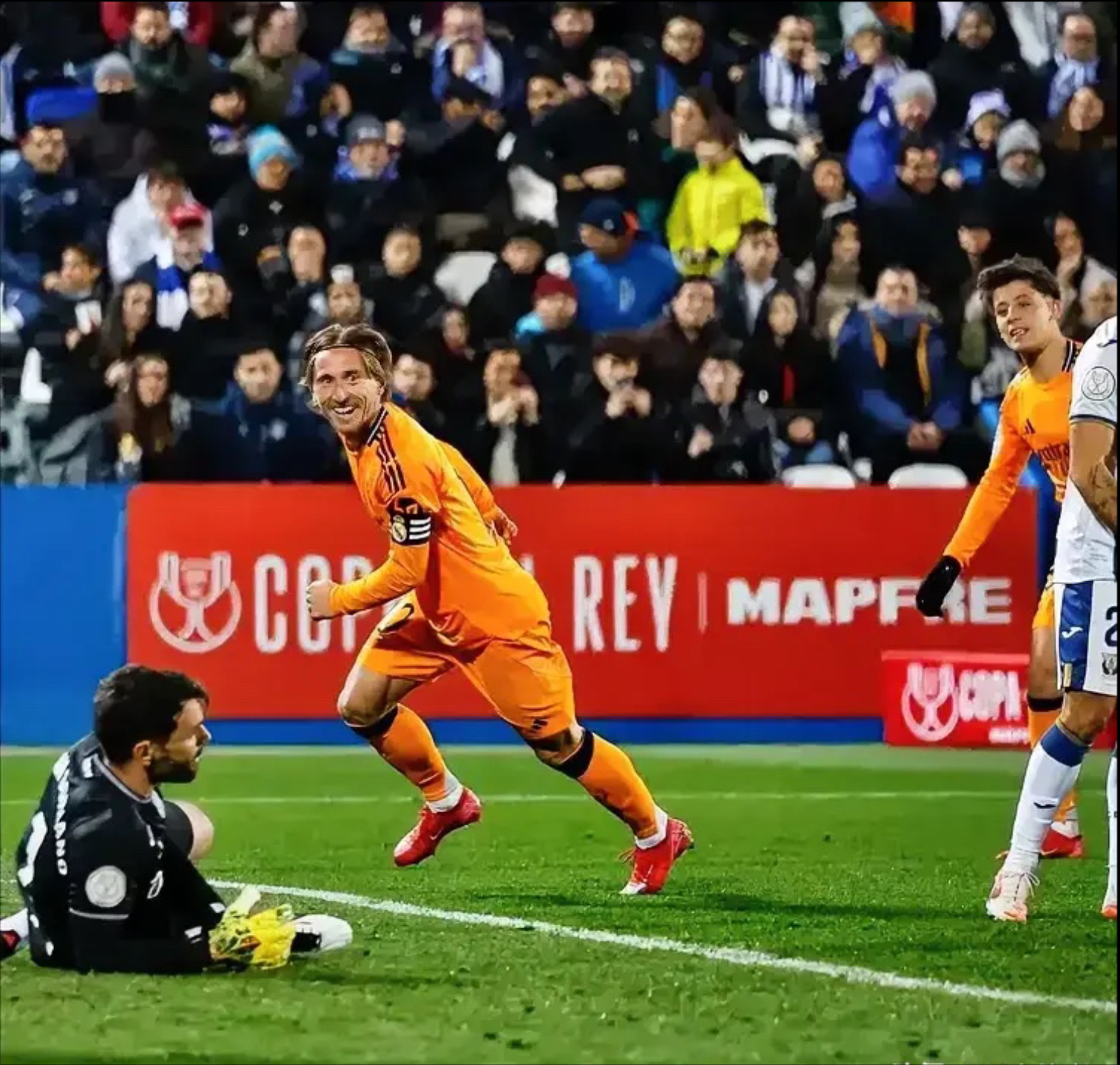 苏里南队在欧洲杯赛场上引人注目的简单介绍 苏里南队在欧洲杯赛场上引人注目的简单介绍