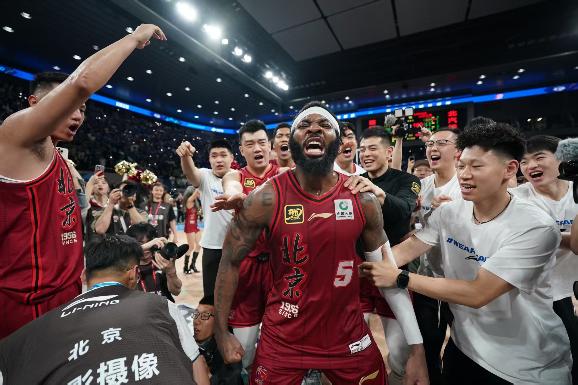 开云体育平台APP-热火老将再度崭露锋芒，横扫对手斩获胜利的简单介绍