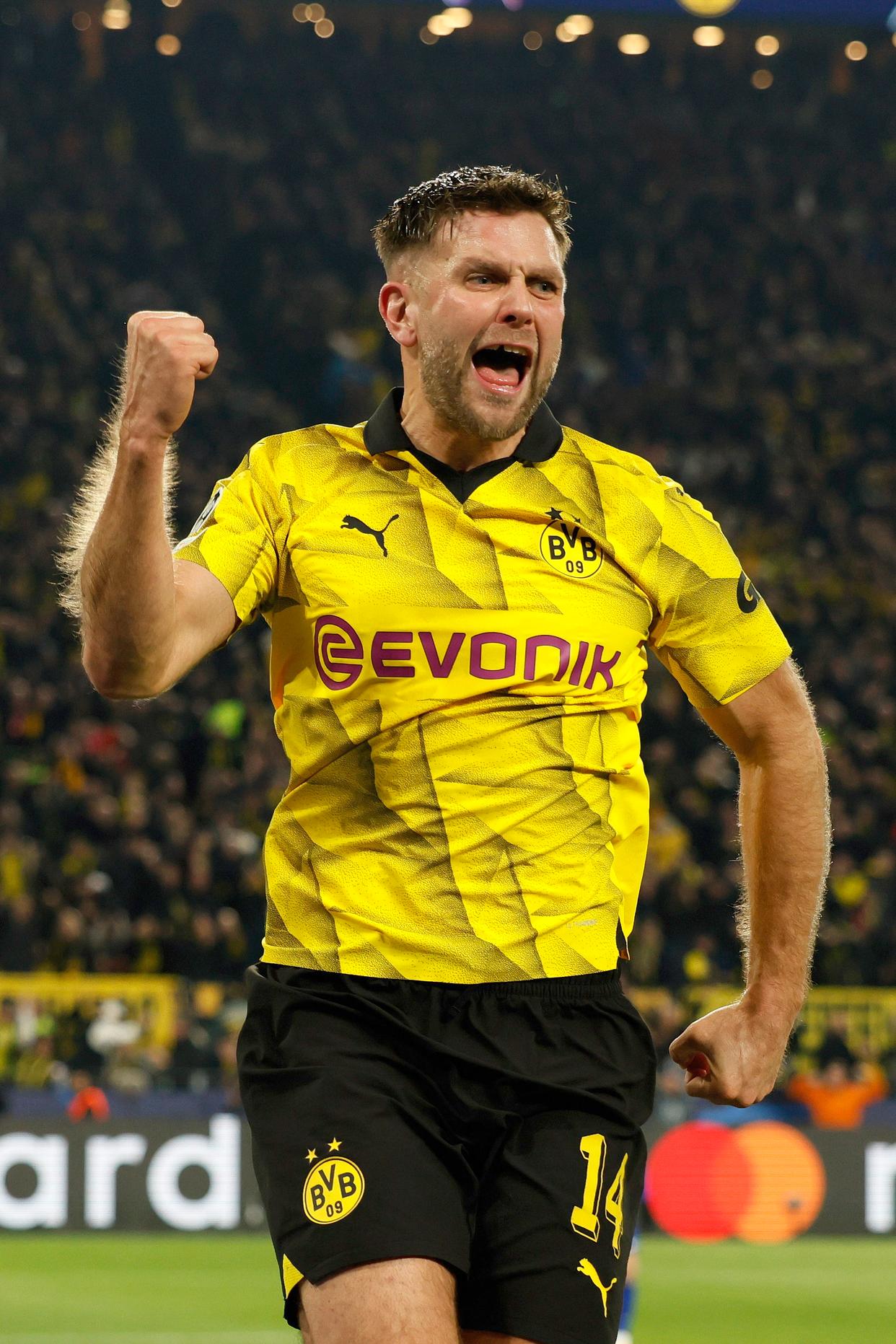 哈兰德在德甲中逆转皇马，关键一战的简单介绍