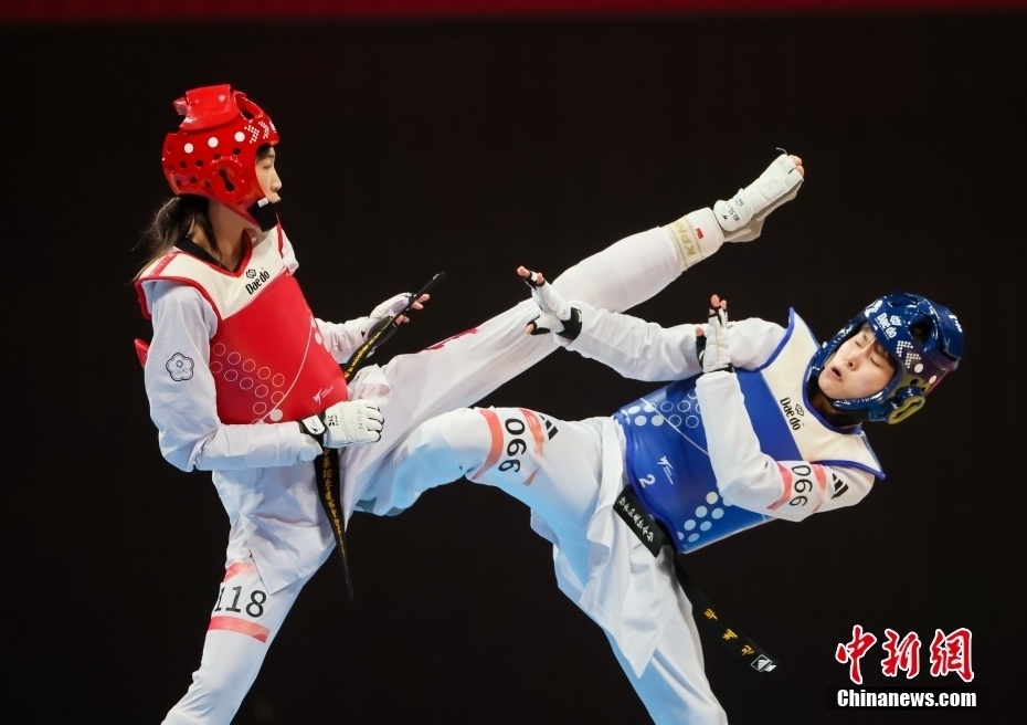 开云体育在线-亚运会男女子团体跆拳道进入淘汰赛阶段，中国选手再夺金银两项。的简单介绍