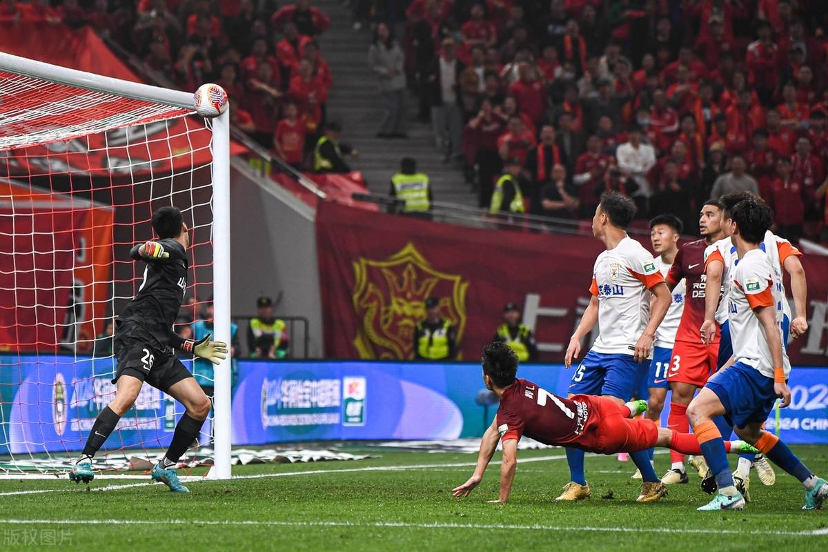 包含中超第13轮16队伍出战申花艰难1-2江苏的词条 包含中超第13轮16队伍出战申花艰难1-2江苏的词条