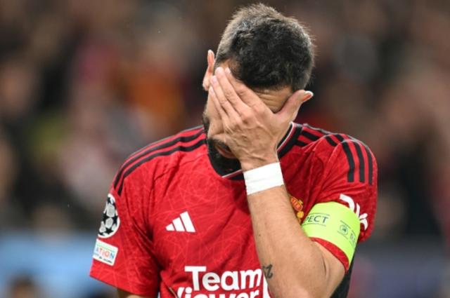 曼联遭遇连败危机,主帅面临压力! 曼联遭遇连败危机,主帅面临压力!