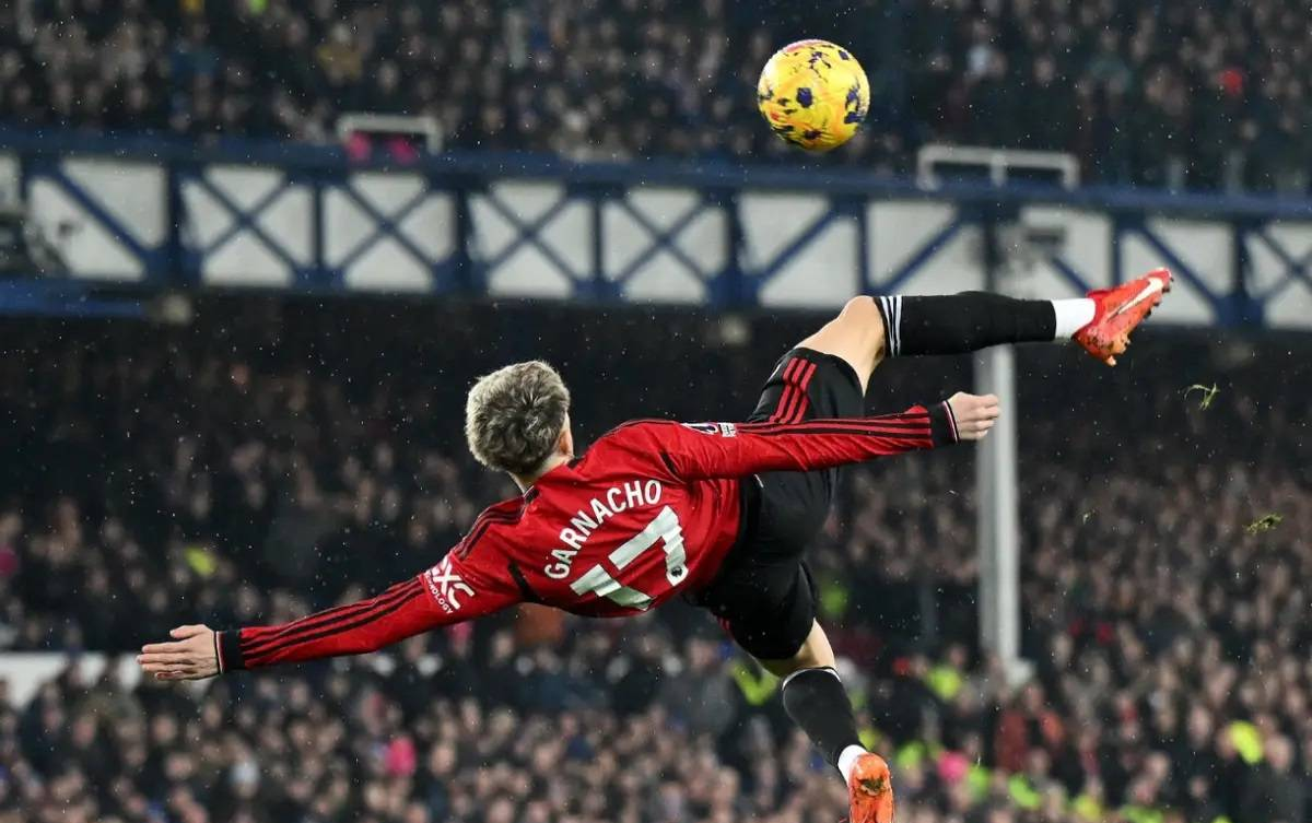 开云体育官方网站-率先破门，球队取得领先优势