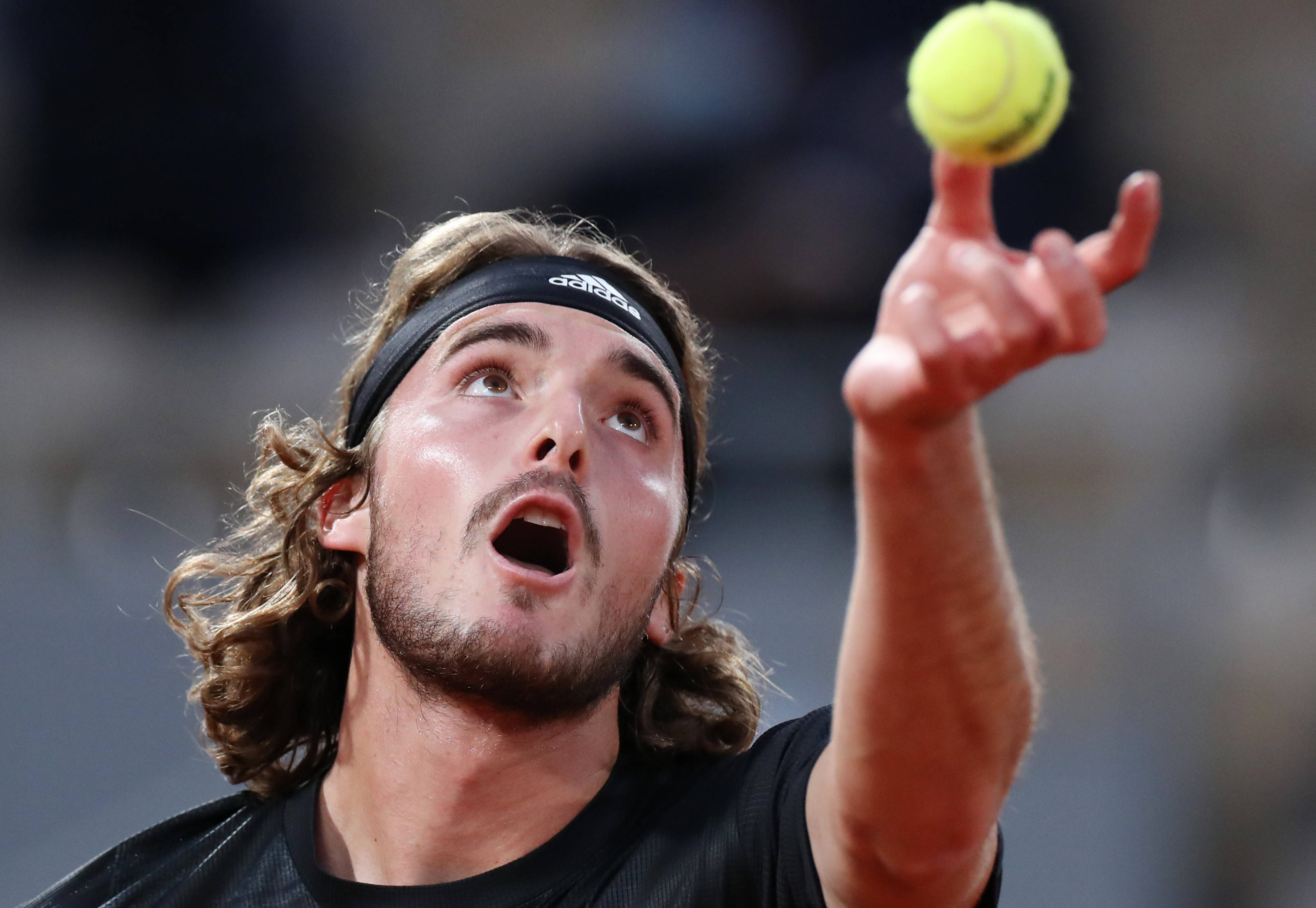 关于日本网球队完胜德国网球队,西西帕斯统治全场的信息 关于日本网球队完胜德国网球队,西西帕斯统治全场的信息