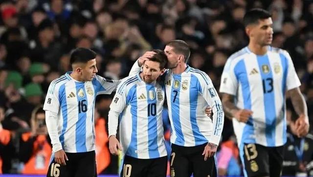 波兰强势美国,梅西统治全场的简单介绍 波兰强势美国,梅西统治全场的简单介绍