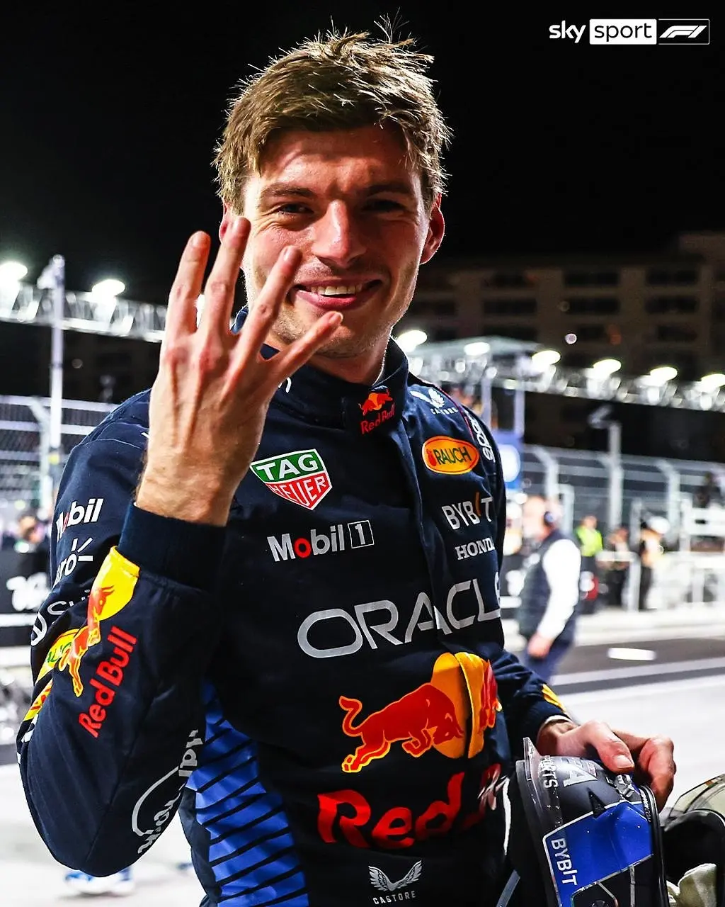 开云体育在线-梅赛德斯逆转索伯车队，维斯塔潘统治全场