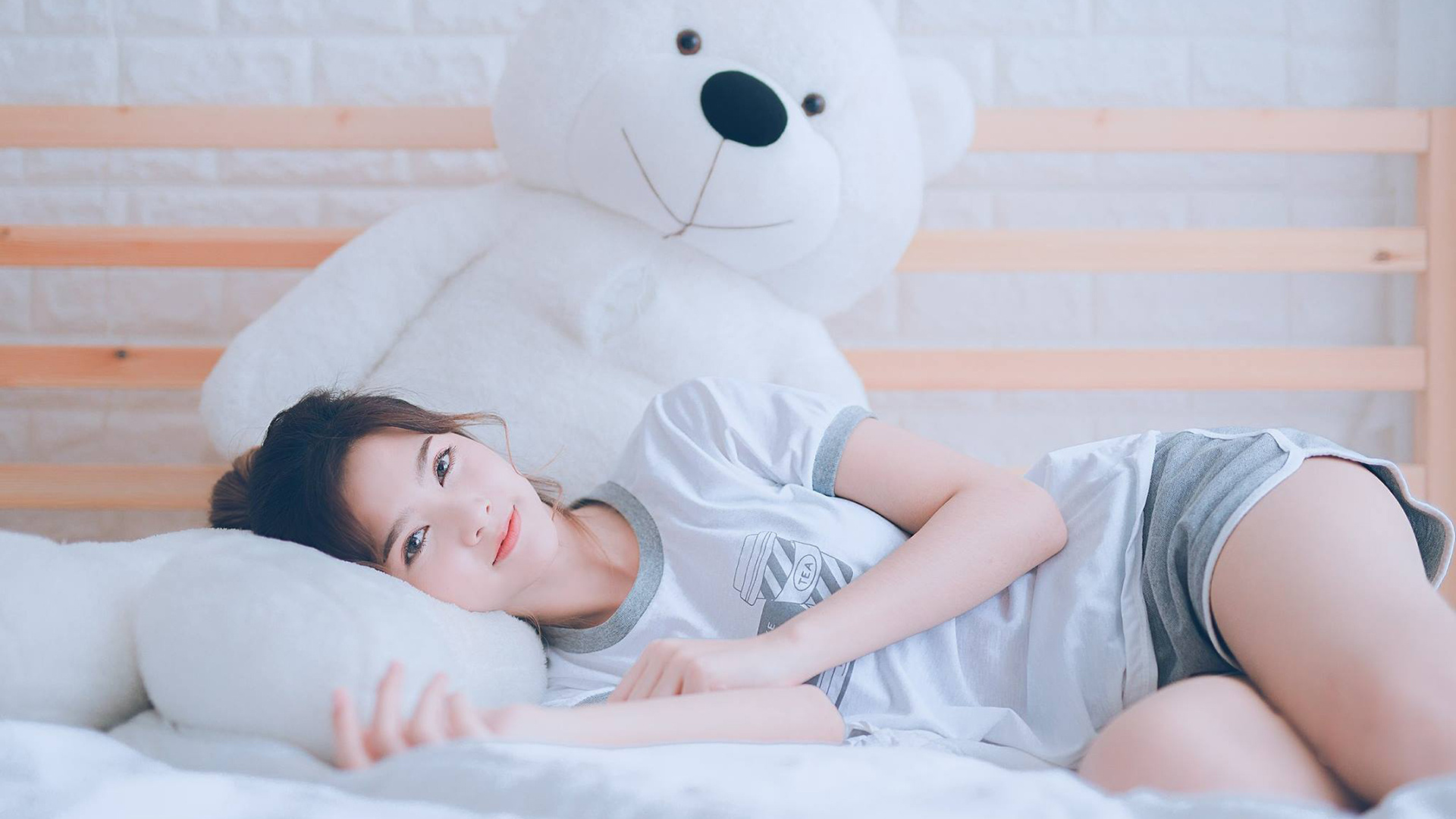 活塞12-0绝命风暴，窒息式防守撕碎猛龙季后赛幻想