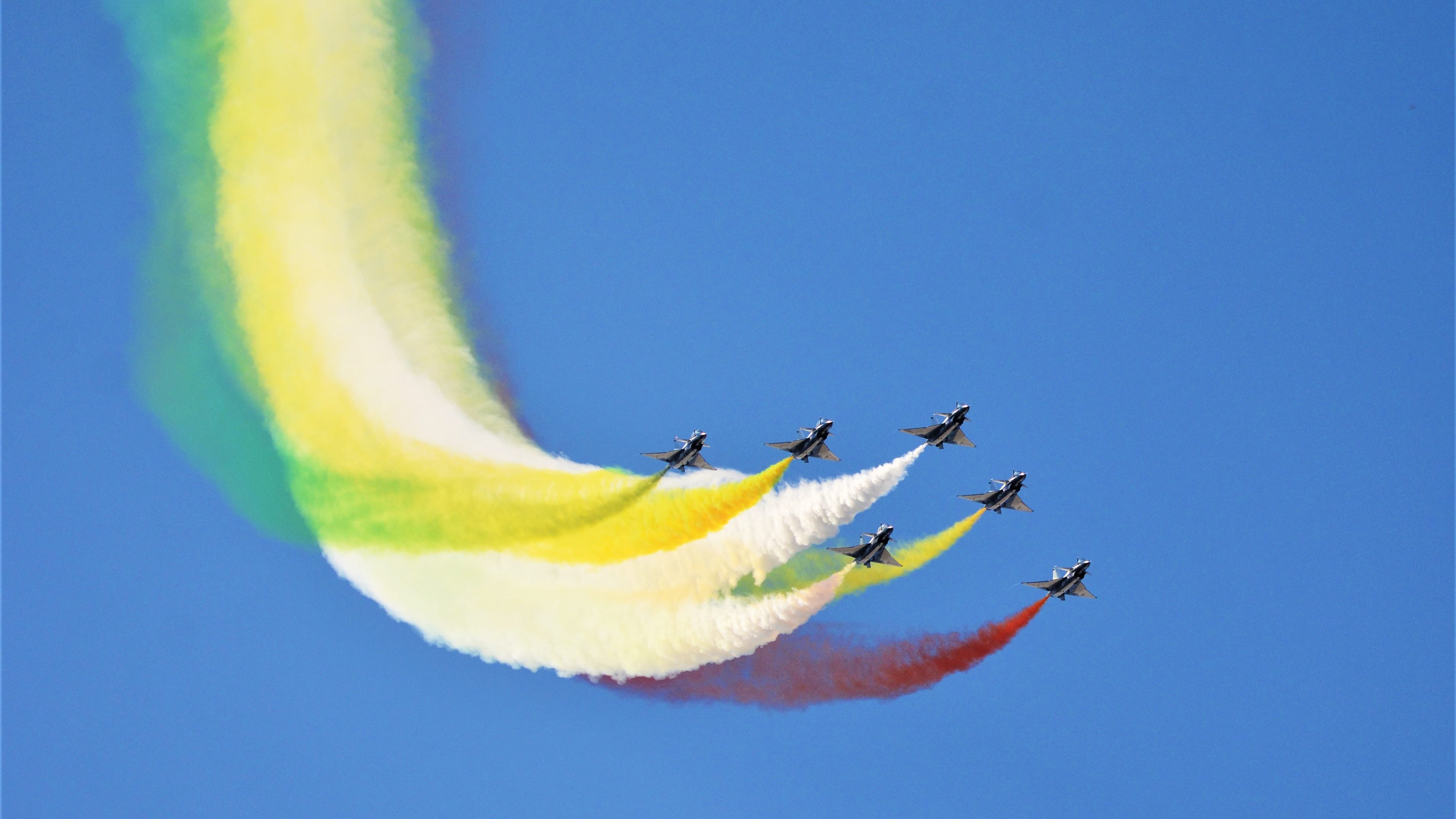 两面战鼓，孙兴慜爆发的锋芒与突尼斯掌控的脉搏