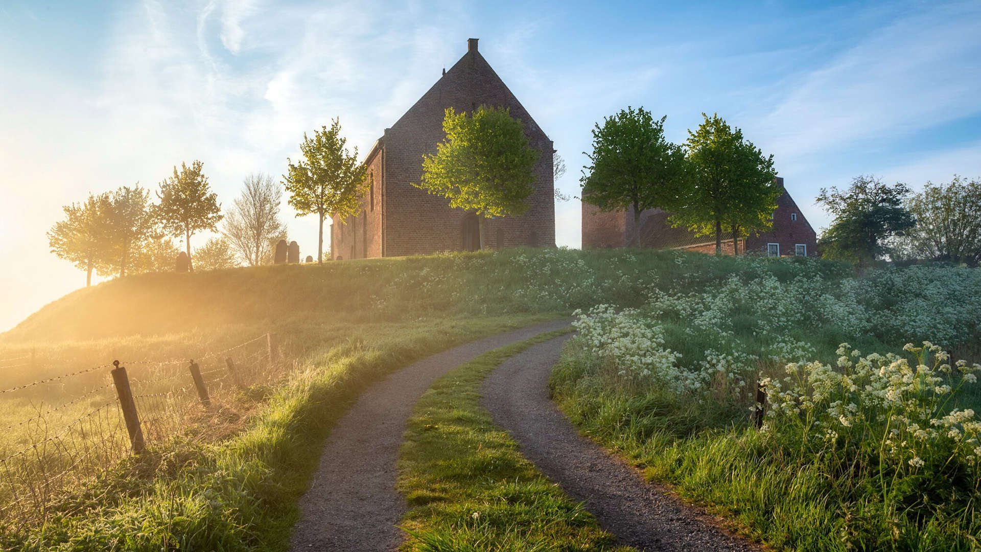 开云体育入口-马克西狂轰45分导演出76人胜利乐章，热火铁血防守让老鹰折翼窒息