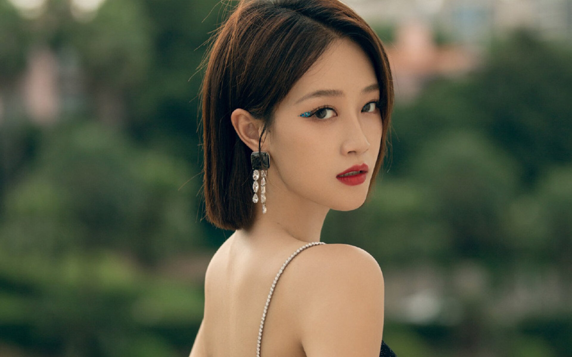 红魔锋芒毕露，巴尔韦德致命两球击碎突尼斯防线，上演年度焦点之战个人秀