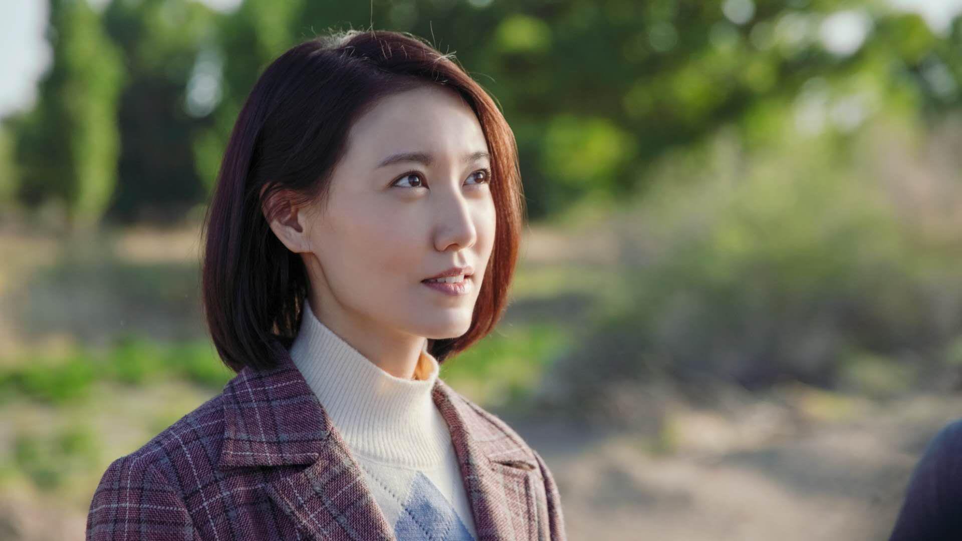 教科书与冷门，足球之夜的两种极致启示