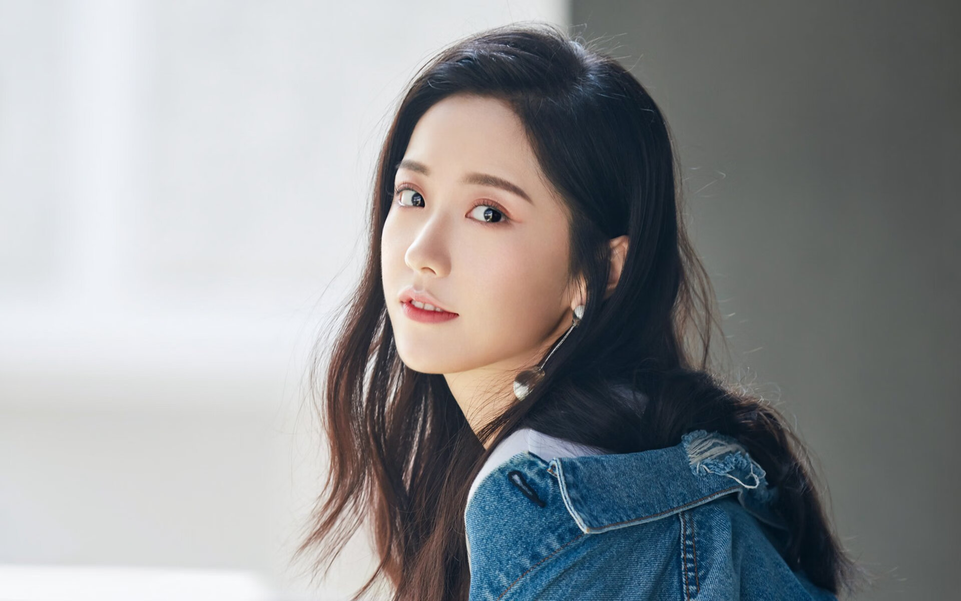 跨洋硬仗，当杜兰特战神附体，广东队如何啃下尼克斯这块硬骨头？